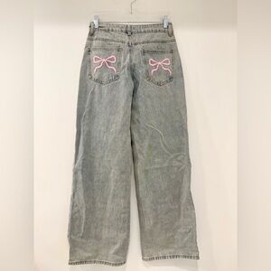 Edikted Bow Pocket Low Rise Baggy Jeans